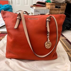Michael Kors Jet Set Orange leather bag